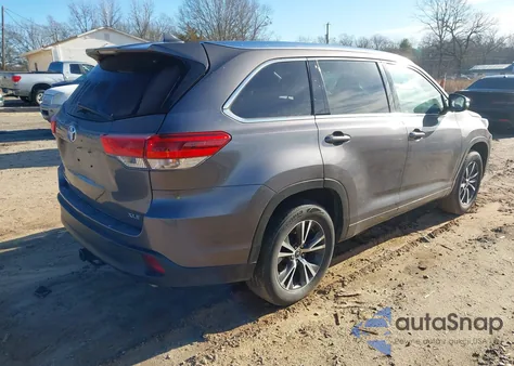 2017 Toyota Highlander Xle z USA, uszkodzony, nr VIN 5TDKZRFH2HS510276